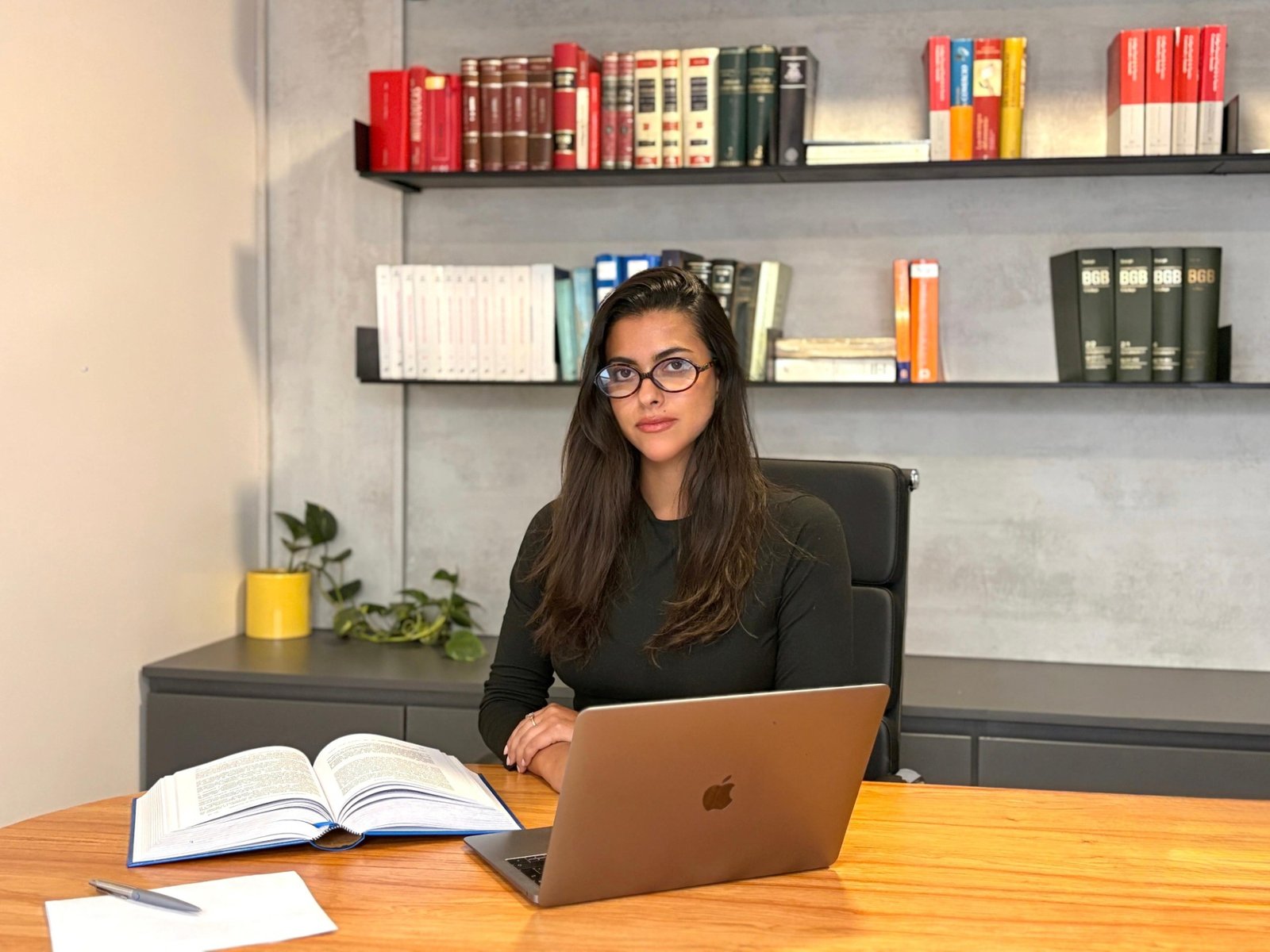 Esther Valderrábano